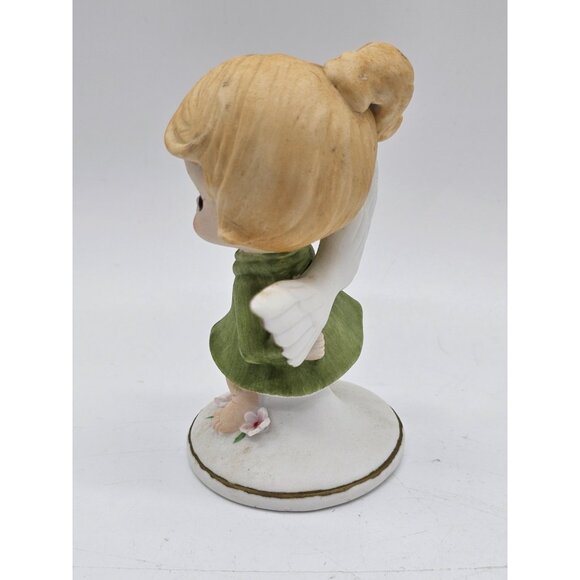 Vintage Kelvins Girl Angel With Flowers Figurine Kitschy B-883 - Picture 2 of 10